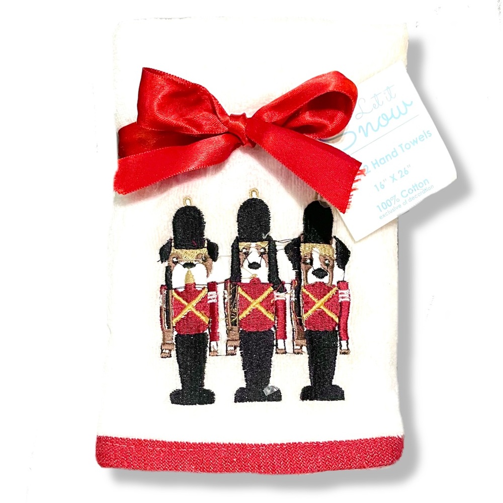 2pk Embellished Hand Towels ❅ English Bulldog Winter Nutcrackers